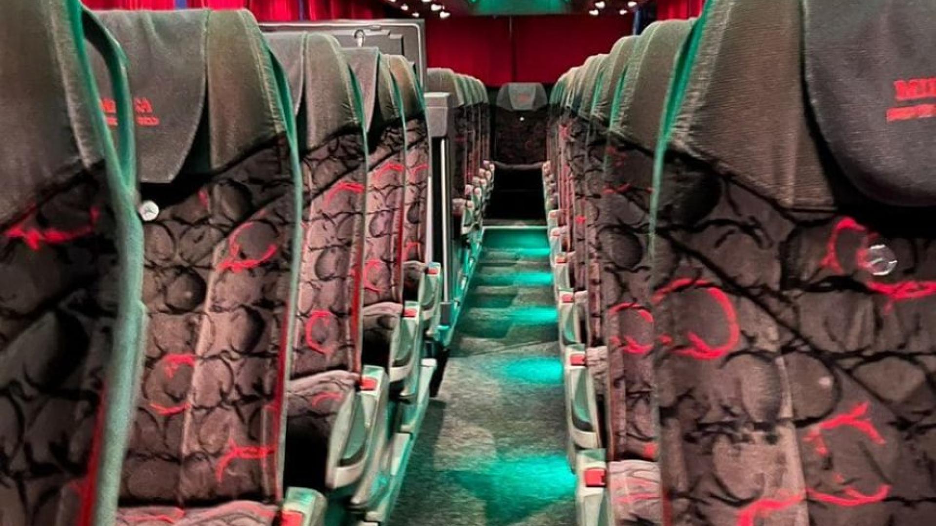 Mercedes Large Bus - (30-50 Passengers)